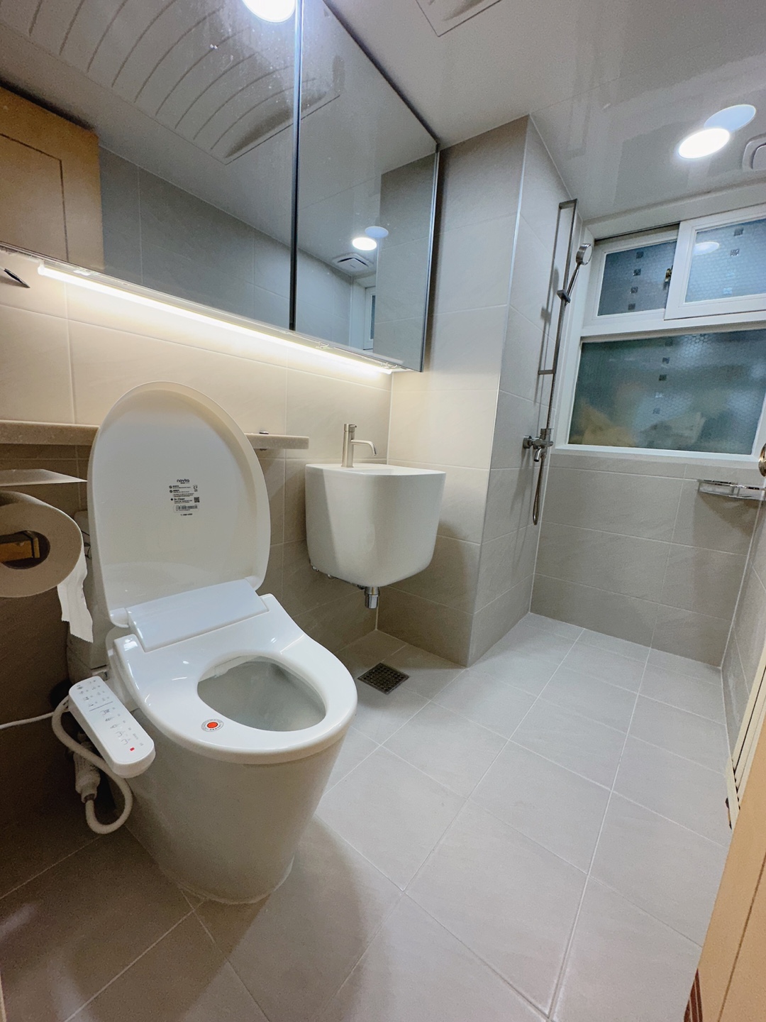 /user/b/borntileandbath/editor/2312/ab5a6479c09a47d08c01bf70836a4adc_1703316125_0533.jpg 이미지크게보기