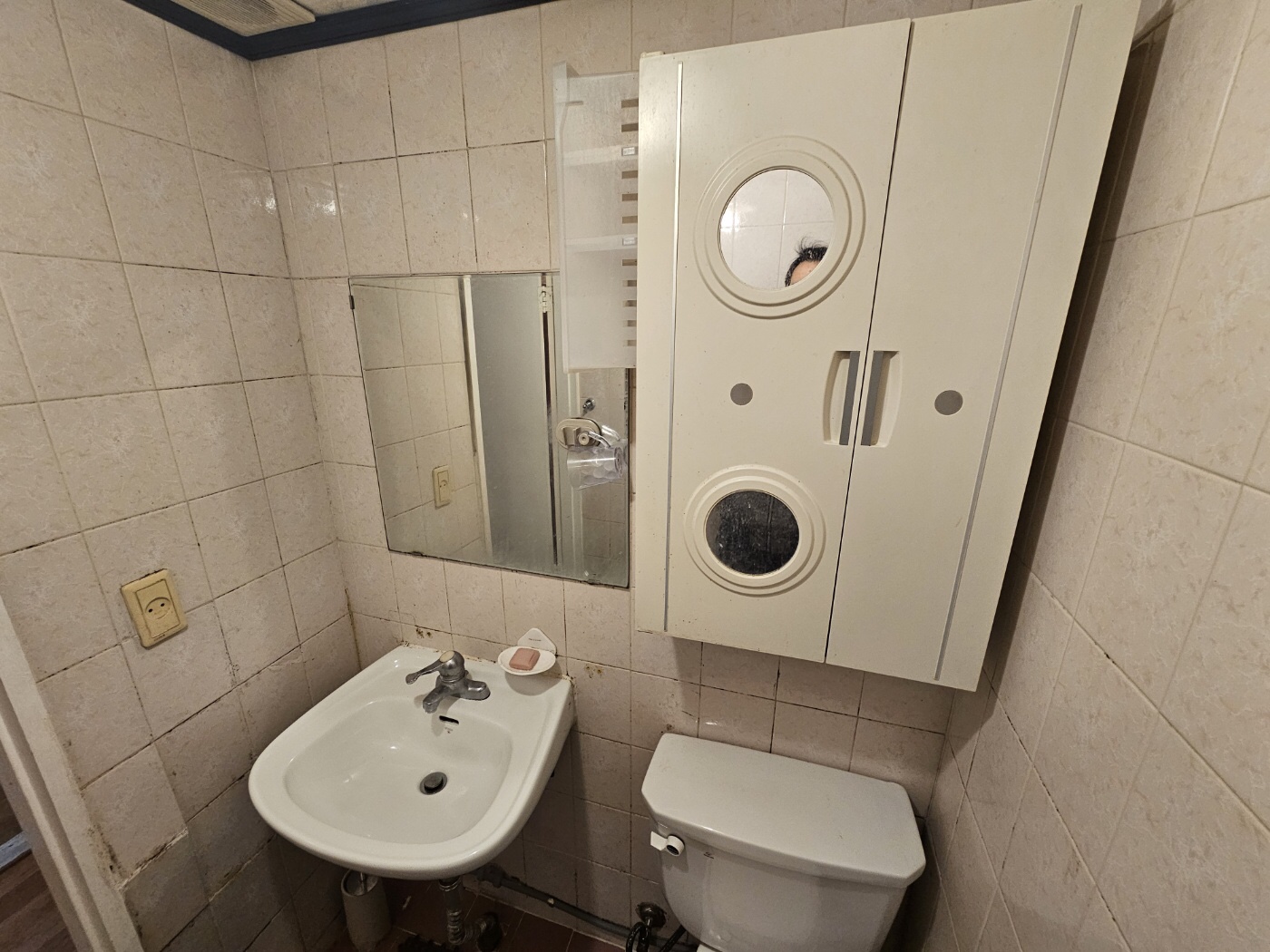 /user/b/borntileandbath/editor/2404/49118504a5a1dae53334f471f9e8f99a_1712505810_9384.jpg 이미지크게보기