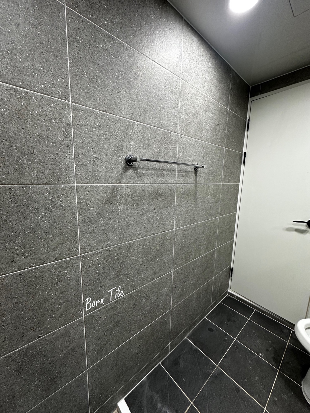 /user/b/borntileandbath/editor/2404/49118504a5a1dae53334f471f9e8f99a_1712505966_7879.jpg 이미지크게보기