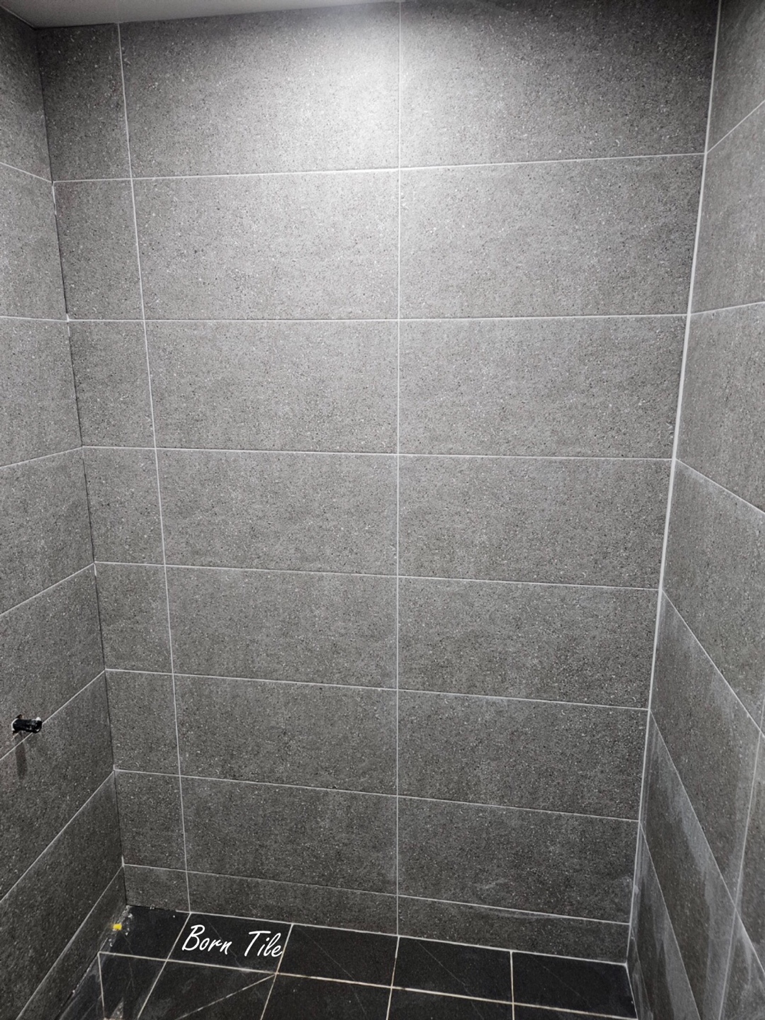 /user/b/borntileandbath/editor/2404/49118504a5a1dae53334f471f9e8f99a_1712505967_1404.jpg 이미지크게보기