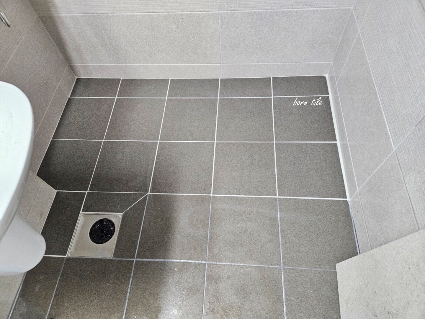 /user/b/borntileandbath/editor/2404/49118504a5a1dae53334f471f9e8f99a_1712506147_8636.jpg 이미지크게보기