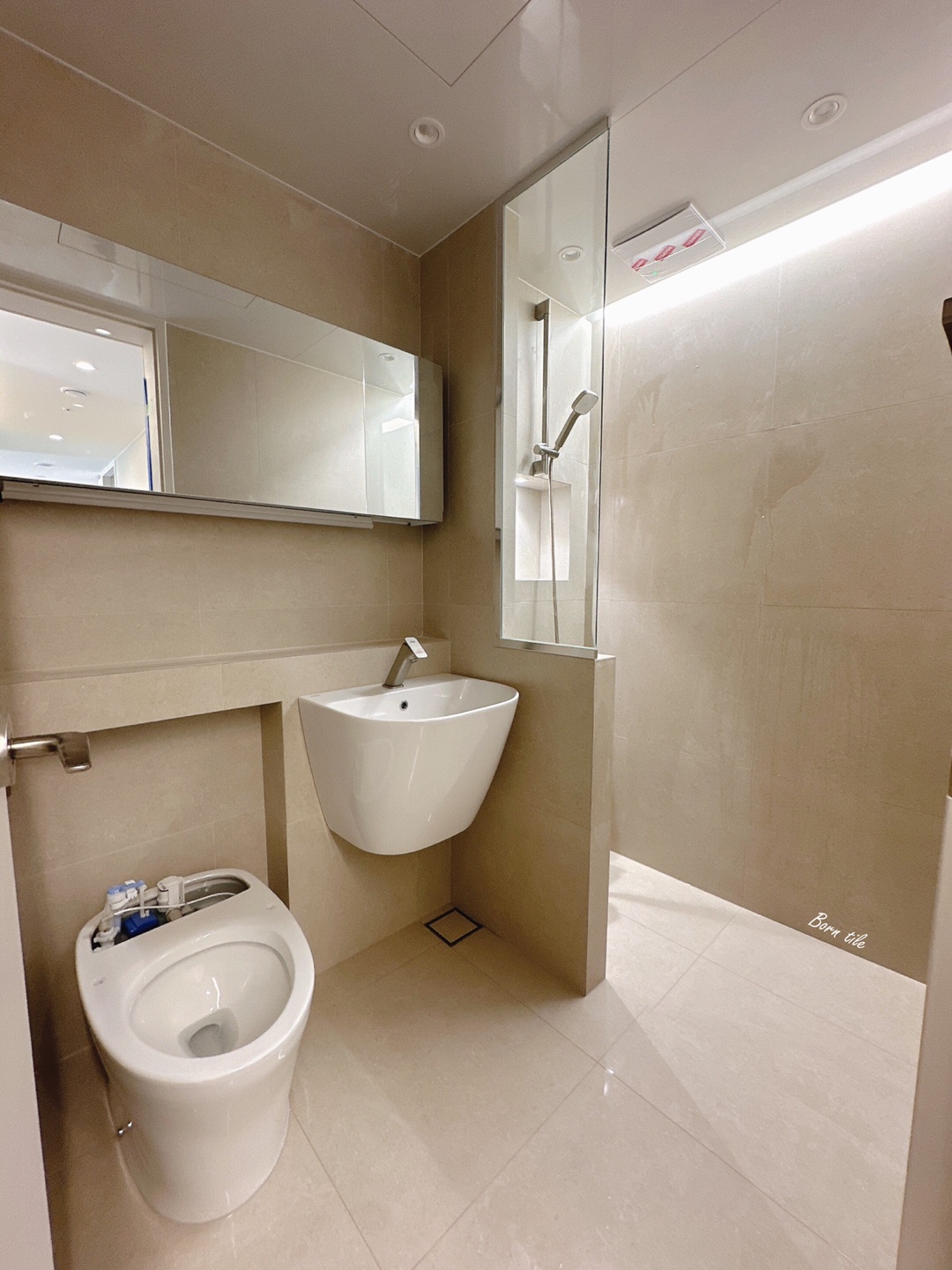 /user/b/borntileandbath/editor/2404/49118504a5a1dae53334f471f9e8f99a_1712506381_0497.jpg 이미지크게보기
